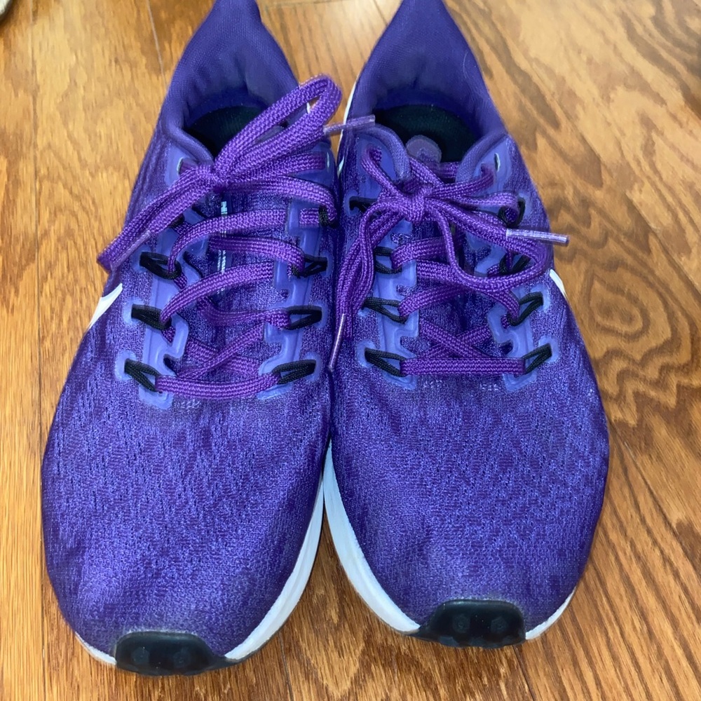 Nike zoom tennis shoes